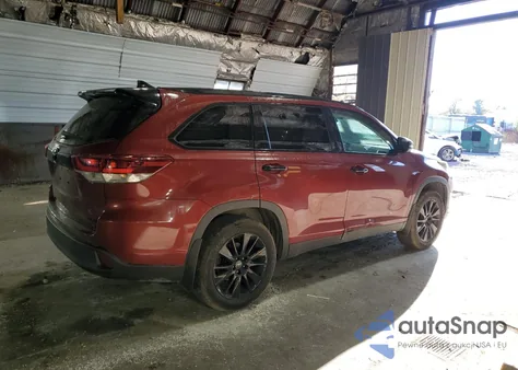 2019 Toyota Highlander Se из США, поврежденный, VIN 5TDJZRFH4KS984703